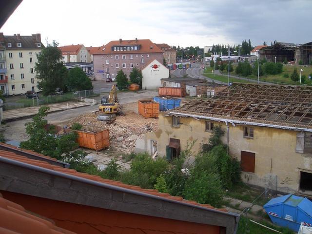 Nachblick W / Abrissarbeiten alte Hallen