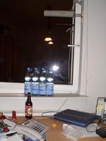 Wasserflaschen zur Ausrichtung des Fensters/Antenne